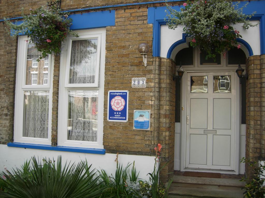 Longfield Guest House Dover Exterior foto